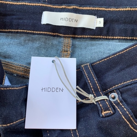 Hidden Raw Hem Jean Skirt - Picture 6 of 8